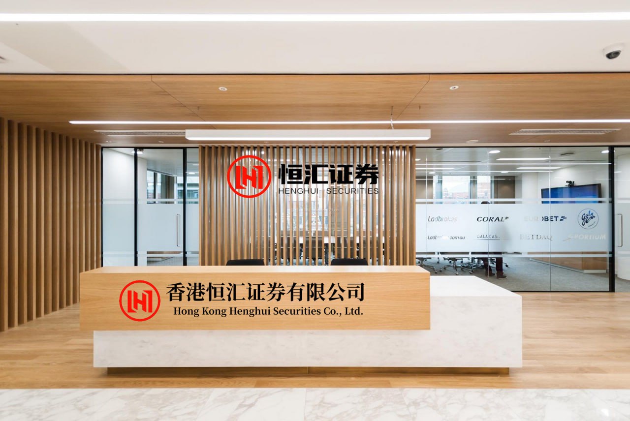 泰兴隆配资 HWG! 4000万欧抄底22岁天才中卫, 森林这笔引援堪称教科书